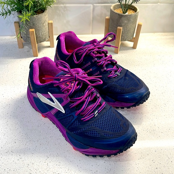 Brooks Shoes Brooks Cascadia Womens Trail Running Hiking Shoes 8